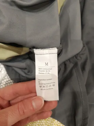 Alo Pantalón Corto Beige y Gris