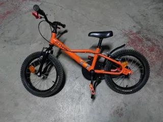 Bicicleta infantil Btwin naranja