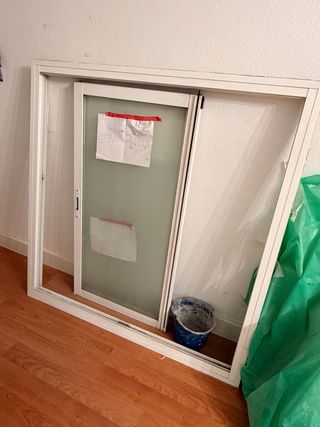 Ventana aluminio 130x130