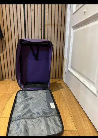 2 Maletas Moradas y Grises + 1 de Regalo