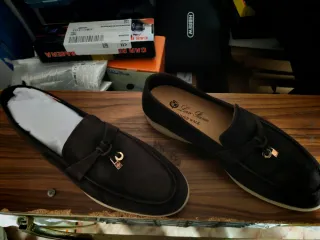 Mocasines grises de ante