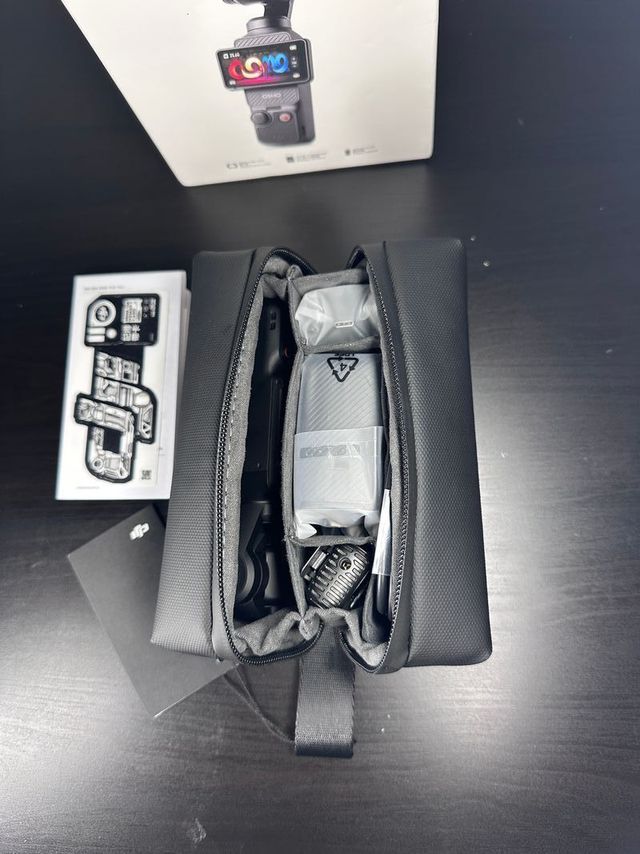 GARANTIA - DJI Osmo Pocket 3 Creator Combo Nuova