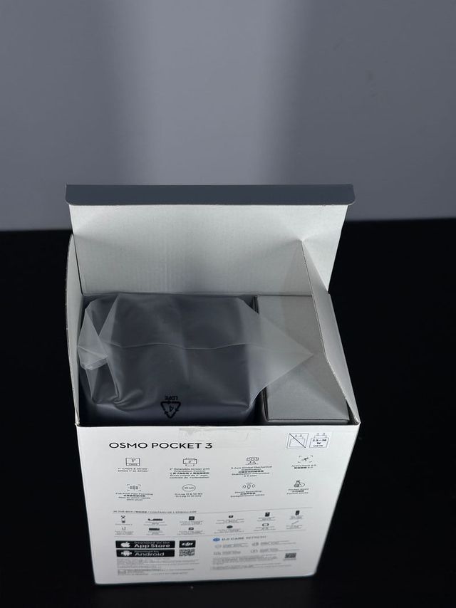 GARANTIA - DJI Osmo Pocket 3 Creator Combo Nuova