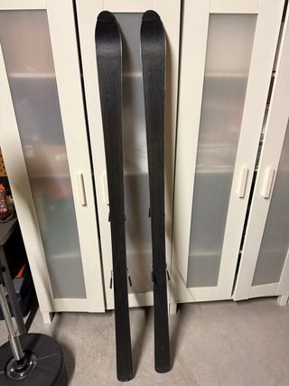 Esquís Salomon X-free 172cm. Regalo bastones Leki