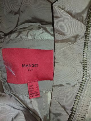 Plumífero Mango Beige Talla L con Cinturón