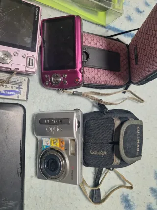 Cargador Universal MP3 JVC + 2 Cámaras