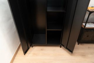 Armario taquilla negro 2 puertas