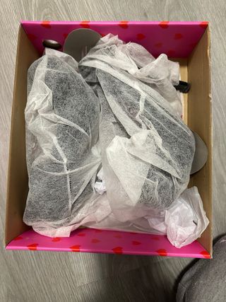 Zapatos tacón murciélago Iron Fist negros