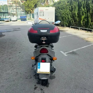 Suzuki Epicuro 150cc Maxiscooter