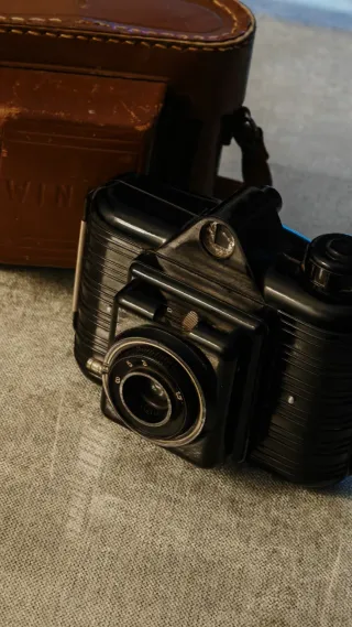 Cámara WINAR Baquelita Años 40