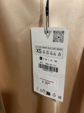 Vestido largo de seda con flores