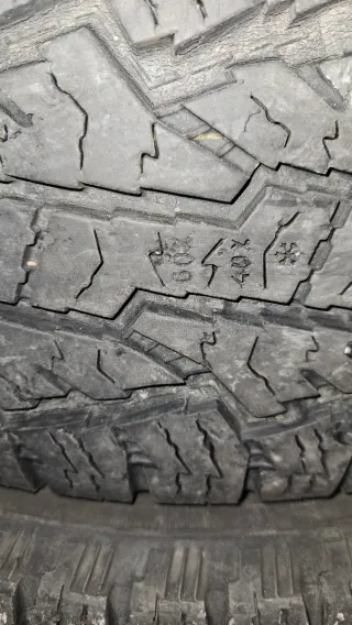 Neumáticos 265/65/17 Mixtos 4x4