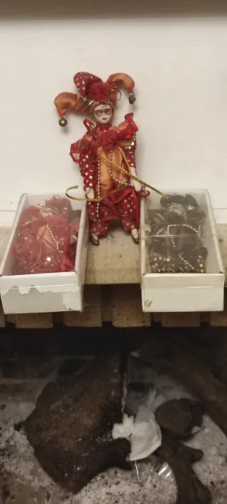 3 pupazzi Arlecchino Veneziano sono tre