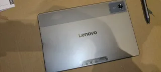 Lenovo Idea Tab con penna e scatola