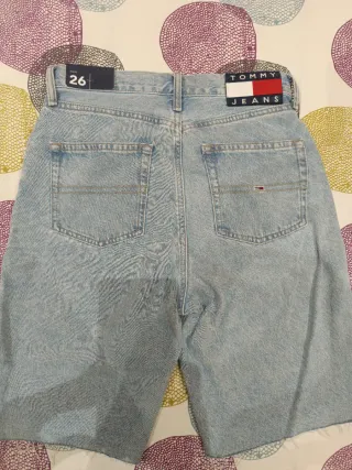 Pantalón corto Tommy Jeans azul