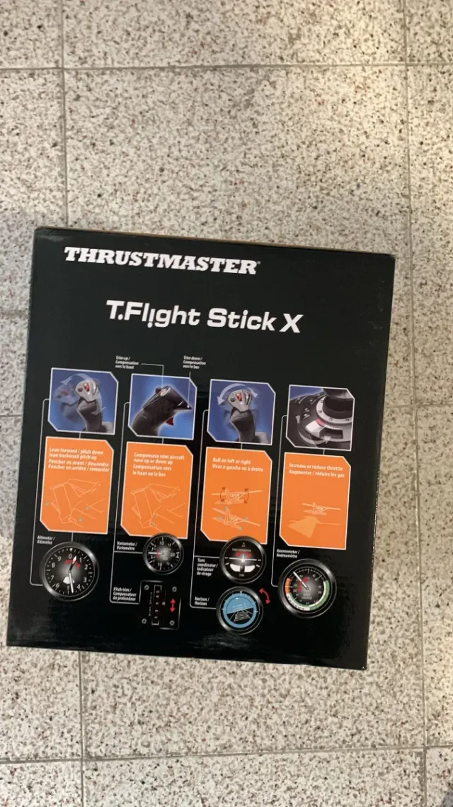 ThrustMaster T-Flight Stick X Joystick