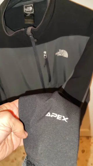 Chaqueta The North Face Negra y Gris