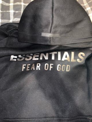 Conjunto ESSENTIALS Negro