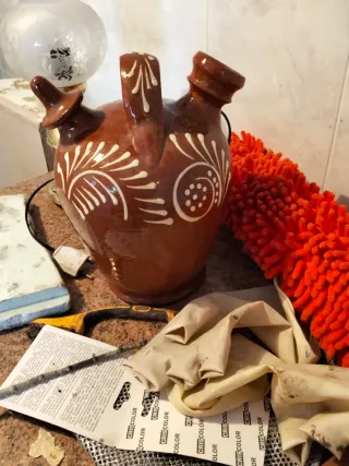 Botijo antiguo de barro vidriado