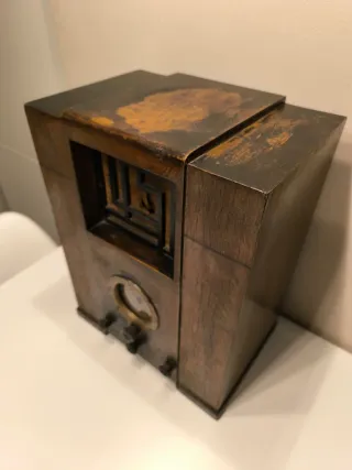 Radio Antigua Capilla Madera Halcon original