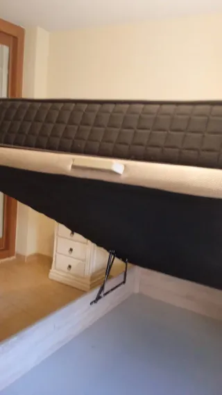 Canapé abatible y colchón 1.50x2.00