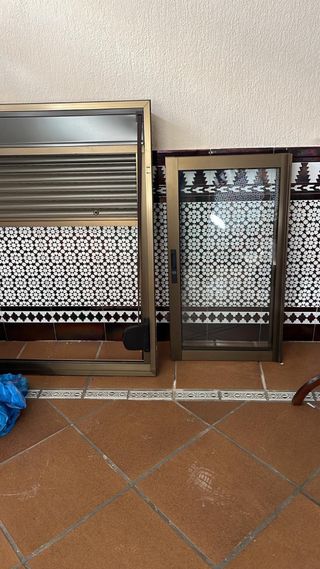 Ventana aluminio 110x120 cm