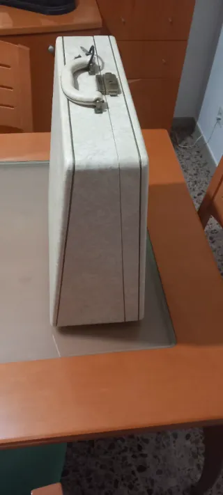 Máquina de escribir Olivetti azul mod."Luxe"