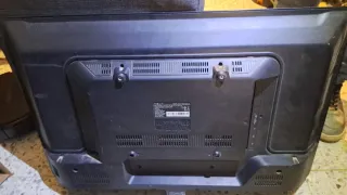 Televisor Nevir Negro