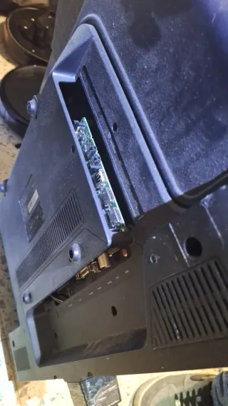 Televisor Nevir Negro