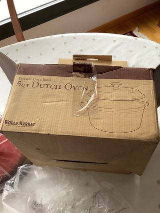 Cazuela de hierro roja 5QT sin estrenar