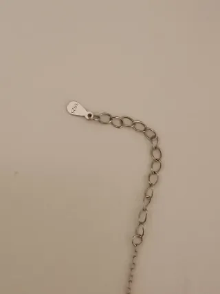 Collar de plata con colgantes redondos