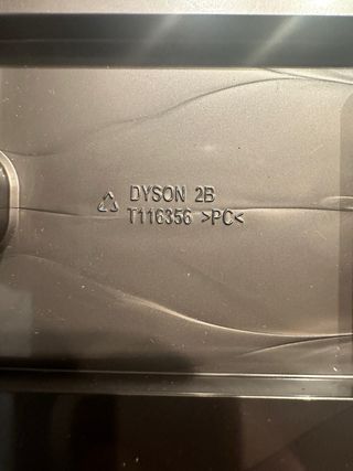 Soporte Carga Pared Dyson V11