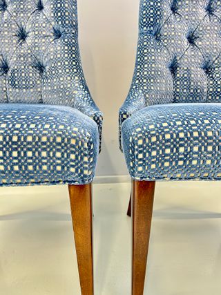 Pareja Sillas Baker Tapizadas Modelo B