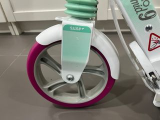 Patinete Oxelo MID 9 niña. Regalo casco protector