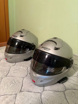 2 Cascos de Moto Nolan Plateados