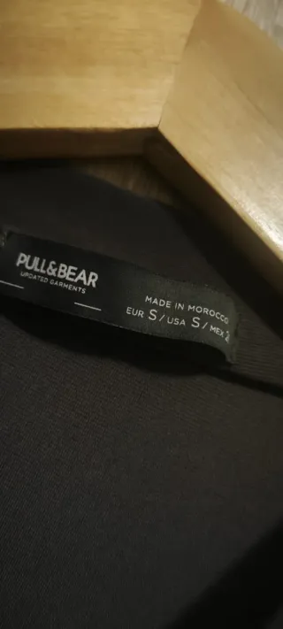 Vestido largo negro drapeado