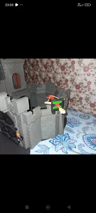 Castillo Playmobil con caballero
