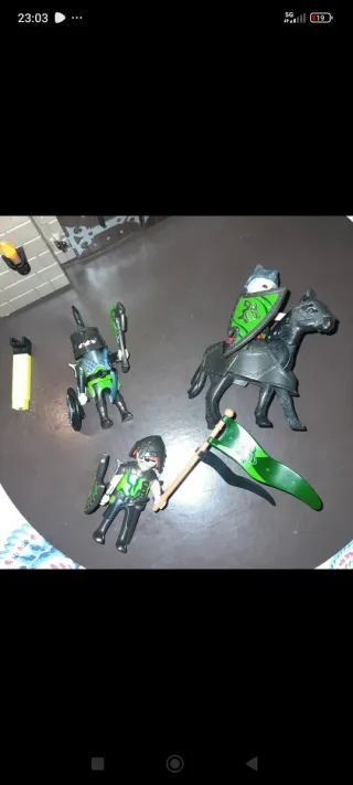 Castillo Playmobil con caballero