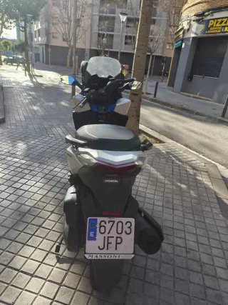 Honda Forza 125cc Maxiscooter Automática