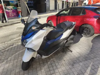 Honda Forza 125cc Maxiscooter Automática