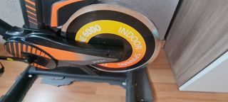 Bicicleta de Spinning Naranja y Negra