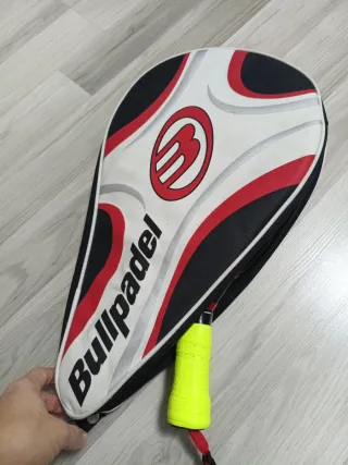 NUEVO: Funda paletero pádel Bullpadel