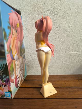 Figura Lacus Clyne Glitter Glamours para colección