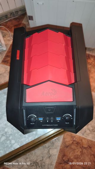 Torre Gamer Aerocool Xpredator Cube Roja