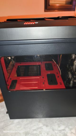 Torre Gamer Aerocool Xpredator Cube Roja