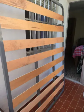 Somier láminas madera 135 + 4 patas