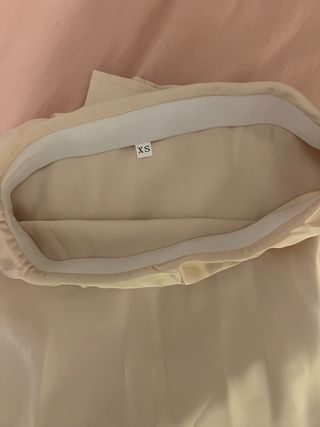 Falda larga de seda blanca