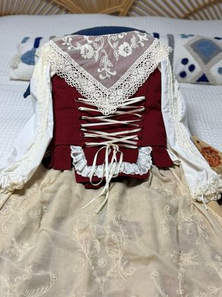 Traje Regional Huertana Fallera