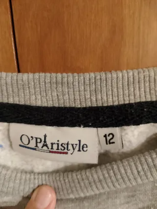 Sudadera gris con detalle París