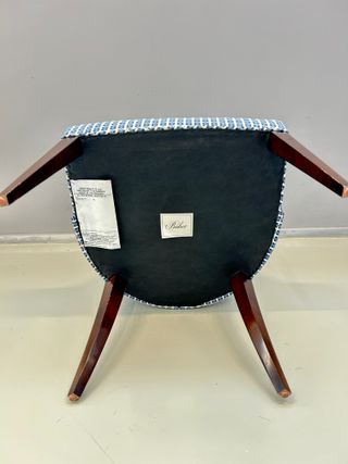 Silla Baker tapizada modelo D